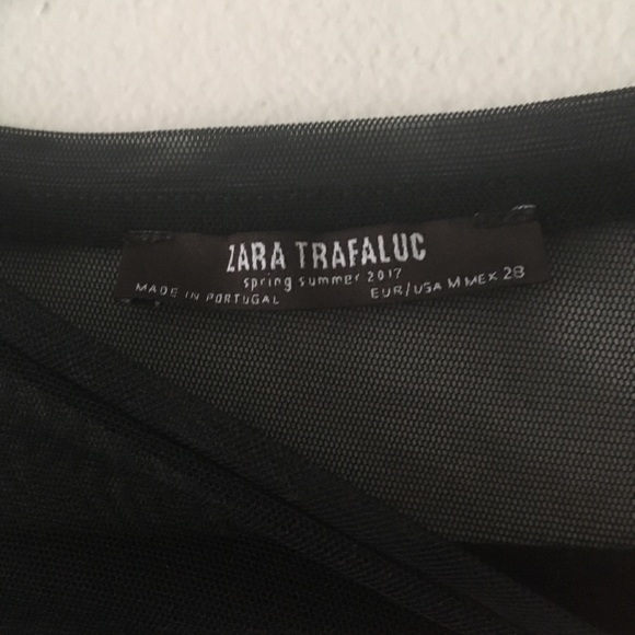 ❌SOLD❌ Zara top - Picture 2 of 2